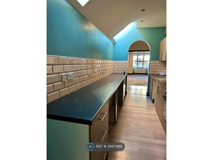 1 Bedroom Flat To Rent In Dimsdale Parade, Newcastle, ST5