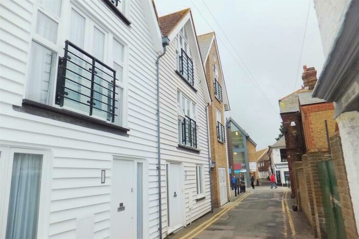 3 Bedroom House To Rent In Sea Wall, Whitstable, CT5