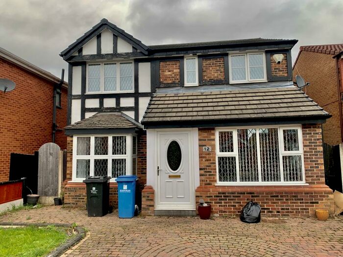 4 Bedroom Detached House To Rent In Willaston Drive, L26
