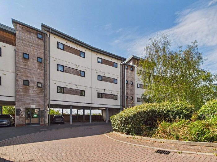 2 Bedroom Flat For Sale In Weavers Mill Close, Bristol, BS5