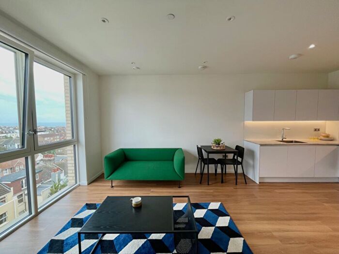1 Bedroom Apartment To Rent In Mighell Street, Brighton, BN2