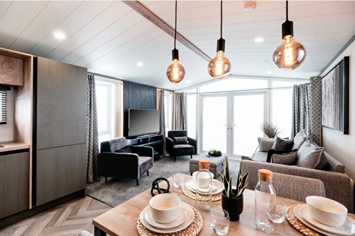 2 Bedroom Lodge For Sale In Seaton Road, Angus, DD11