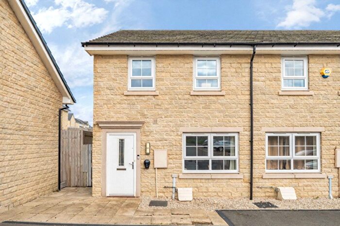 3 Bedroom Semi Detached House For Sale In Weavers Grove, Golcar, Huddersfield, HD7