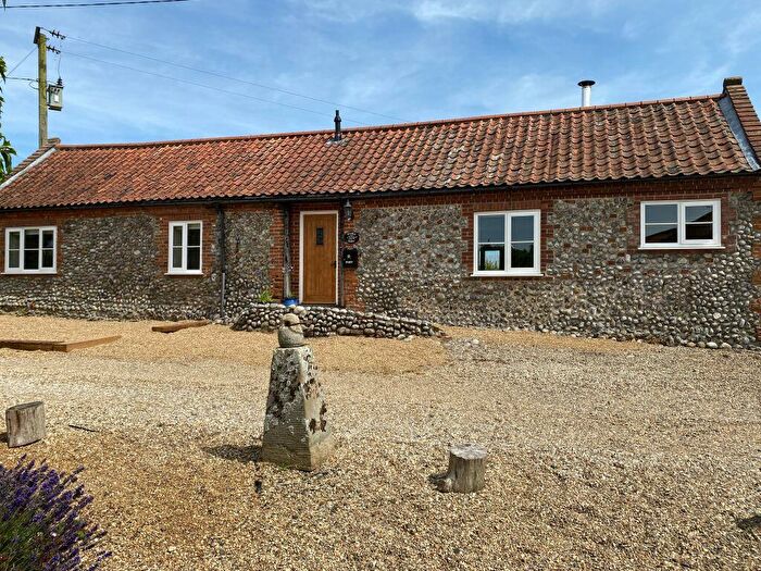 2 Bedroom Detached Bungalow To Rent In The Street, Thurgarton, Norwich, NR11