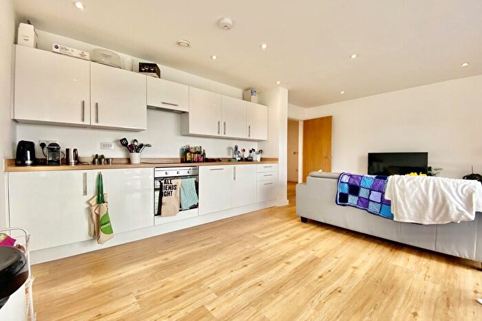 2 Bedroom Apartment To Rent In Eastbank Tower, Great Ancoats Street, M4