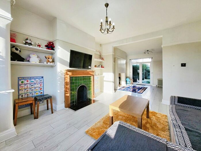 3 Bedroom Terraced House For Sale In Ellesmere Road, Altrincham, Greater Manchester, WA14