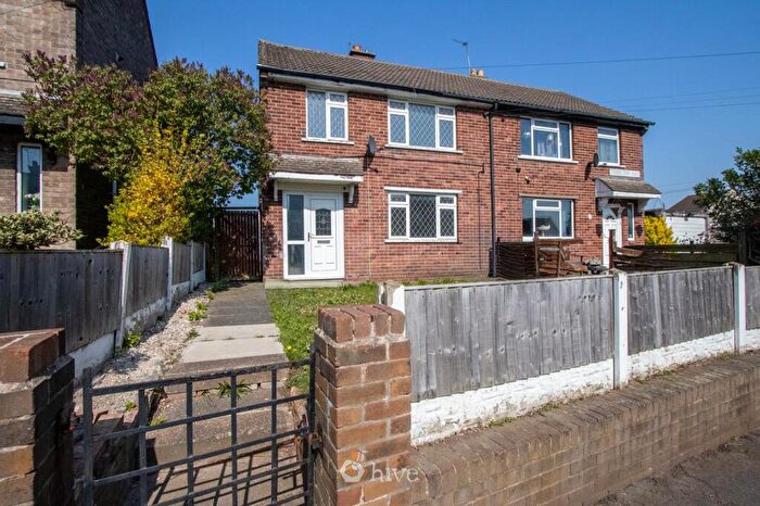 3 Bedroom Semi Detached House For Sale In Cherry Tree Road, Armthorpe, Doncaster, DN3