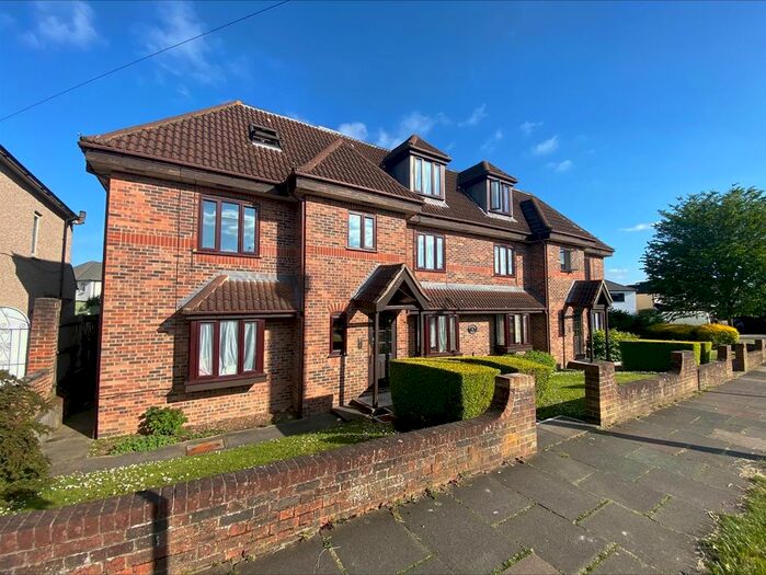 1 Bedroom Flat To Rent In Kings Road, Harrow, HA2