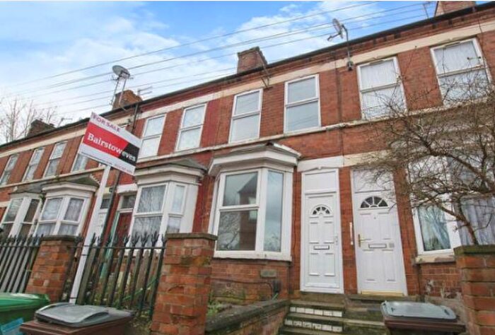 3 Bedroom House To Rent In Acourt Street, Nottingham, NG7