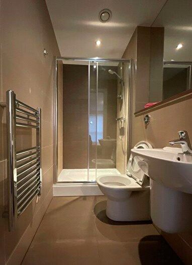 2 Bedroom Apartment To Rent In Alto, Sillvan Way, Salford, M3