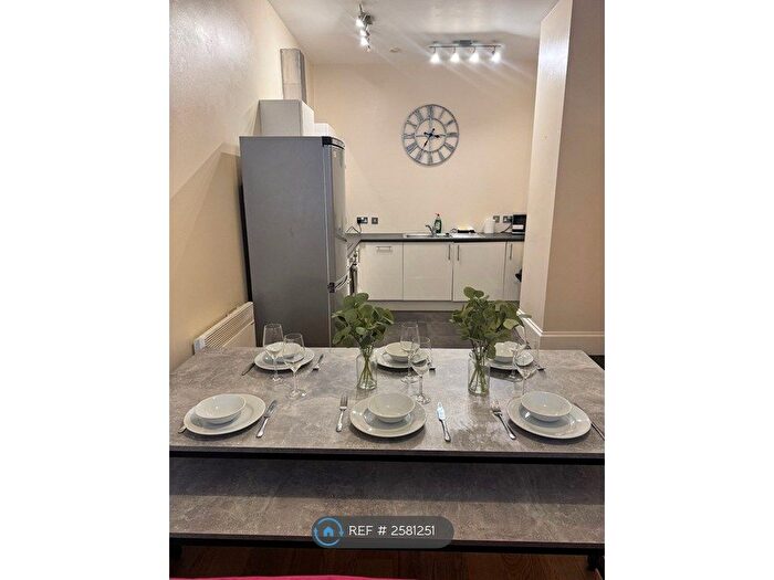 2 Bedroom Flat To Rent In The Posting House, Southport, PR9