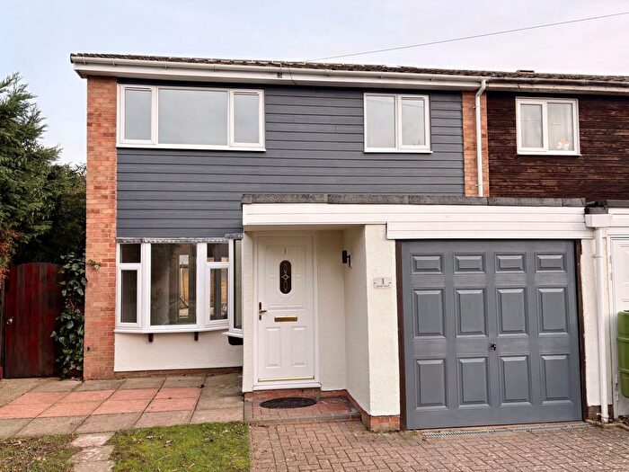 3 Bedroom End Terrace House For Sale In Swan End, Buckden, PE19