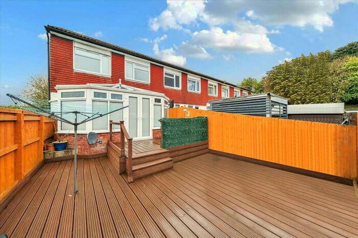 2 Bedroom End Of Terrace House For Sale In Sycamore Close, Tidworth, SP9