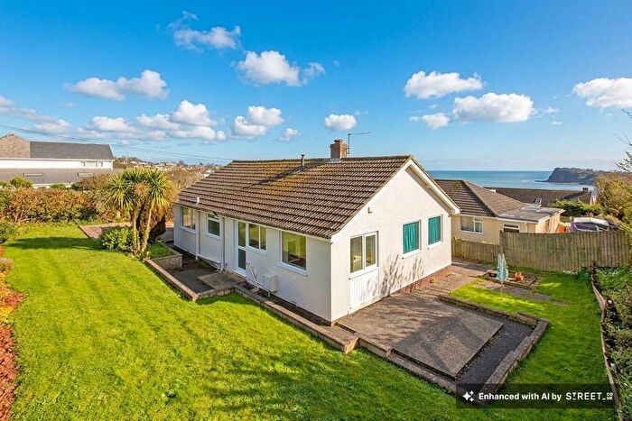 2 Bedroom Detached Bungalow For Sale In Kingsdown Close, Teignmouth, TQ14