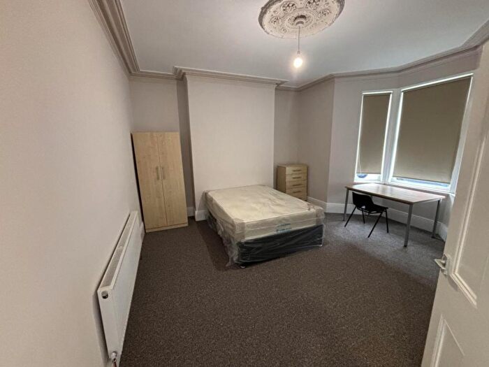 2 Bedroom Flat To Rent In Hazelwood Avenue, Newcastle Upon Tyne, NE2