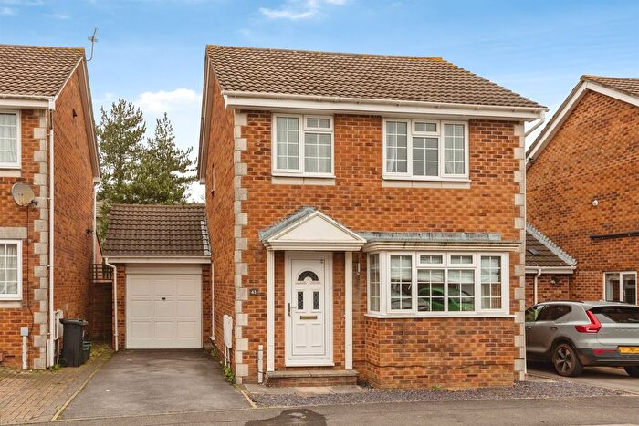 3 Bedroom Detached House For Sale In Crows Grove, Bradley Stoke, Bristol, BS32