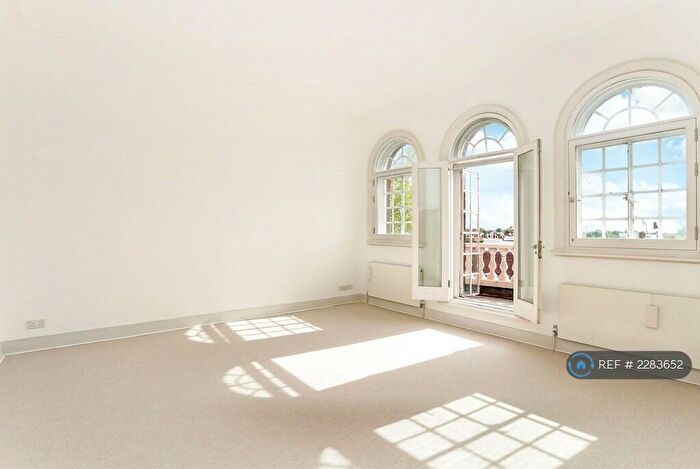 2 Bedroom Flat To Rent In Drayton Gardens, London, SW10