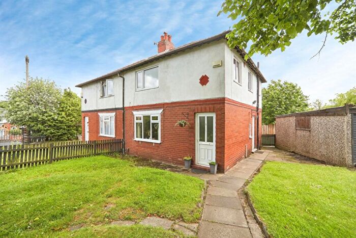 3 Bedroom Semi-Detached House For Sale In Broadgate Walk, Horsforth, Leeds, LS18