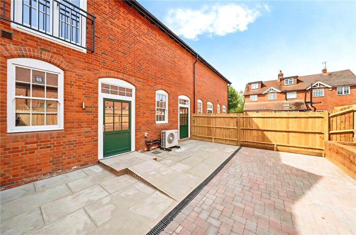 3 Bedroom House For Sale In Embley Park, Romsey, Hampshire, SO51
