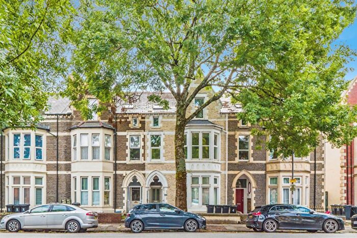 2 Bedroom Flat For Sale In Princes Street, Roath, Cardiff, CF24
