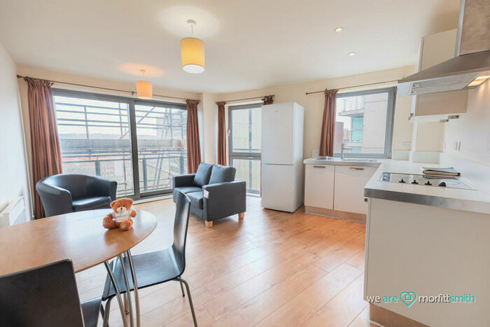 2 Bedroom Apartment To Rent In Scotland Street, S3