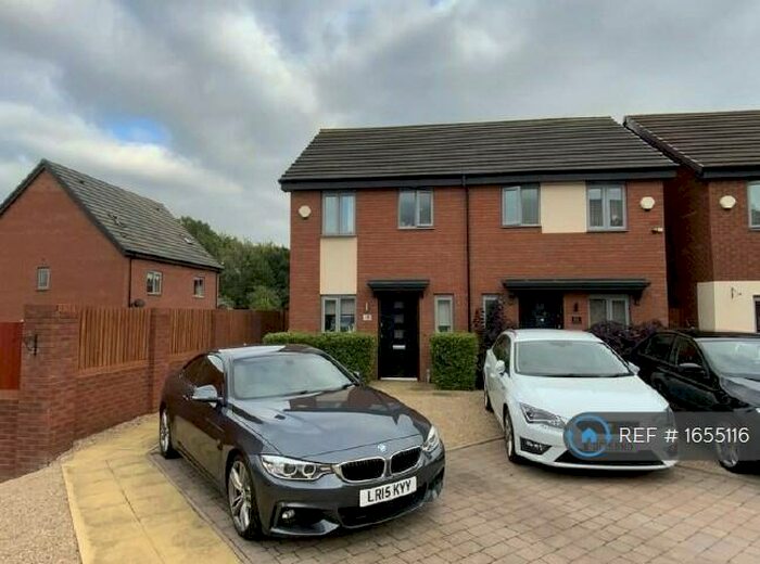 2 Bedroom Semi-Detached House To Rent In Little Burton Drive, Tipton, DY4