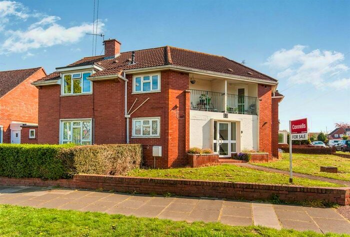 1 Bedroom Apartment To Rent In Lakeside Avenue, Exeter, EX2