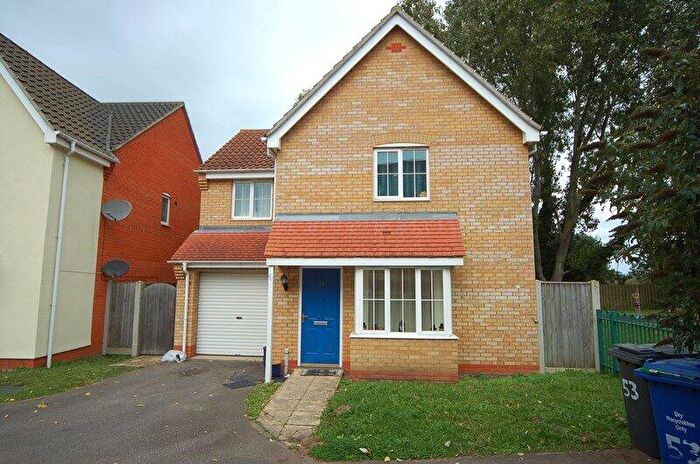 3 Bedroom Detached House To Rent In Linden Walk, Beck Row, Bury St. Edmunds, Suffolk, IP28