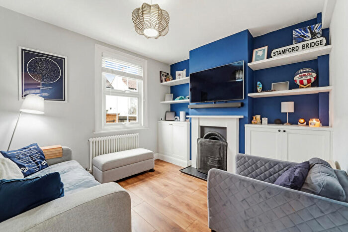 2 Bedroom End Of Terrace House For Sale In Gladstone Road, Surbiton, KT6