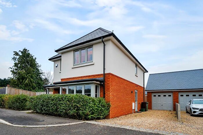 3 Bedroom Detached House For Sale In Headley, Hampshire, RG19
