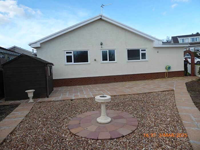 3 Bedroom Bungalow To Rent In Maes Y Dderwen, Johnstown, Carmarthen, SA31