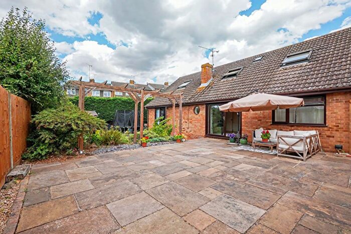 4 Bedroom Detached House For Sale In Greenvale Gardens, Gillingham, ME8