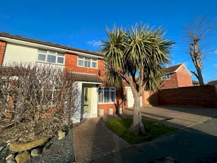 3 Bedroom House To Rent In Billericay, CM12