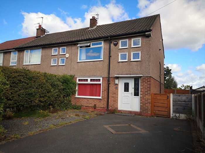 2 Bedroom Property To Rent In Cheadle Hulme, Cheadle, SK8