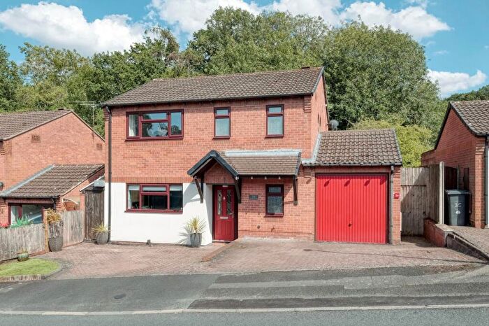 4 Bedroom Detached House For Sale In Rockford Close, Redditch, B98