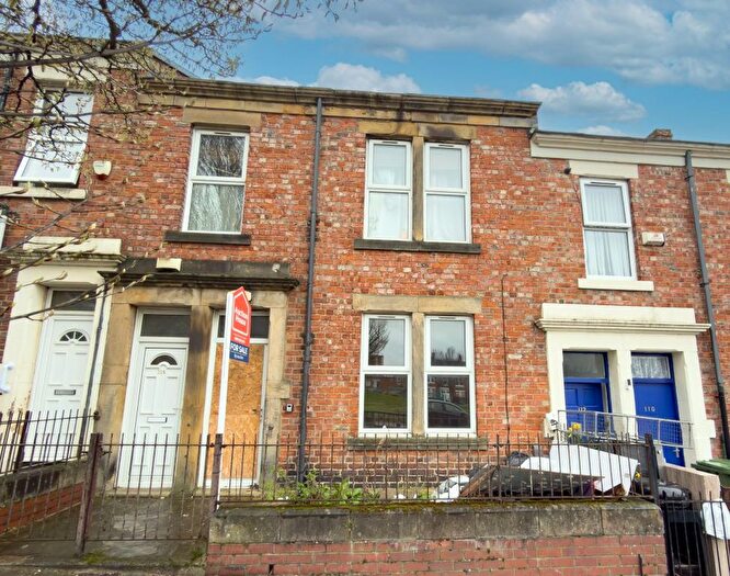2 Bedroom Flat For Sale In . Westminster Street, Gateshead, Tyne And Wear, NE8