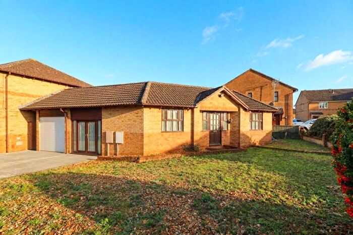 2 Bedroom Bungalow For Sale In Ulverscroft, Monkston, MK10