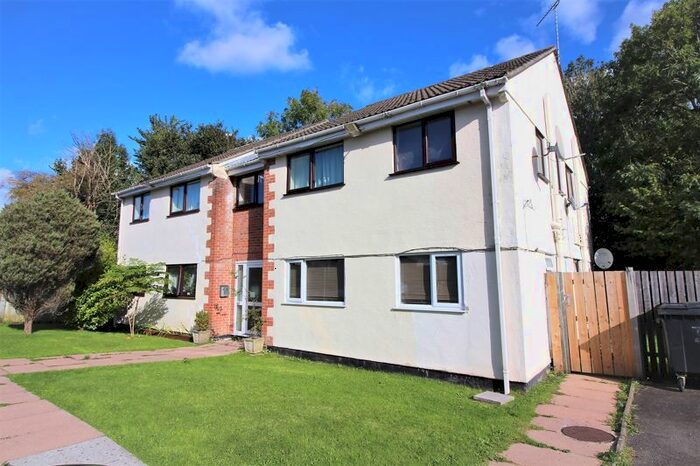 Studio To Rent In Bubwith Close, Chard, TA20