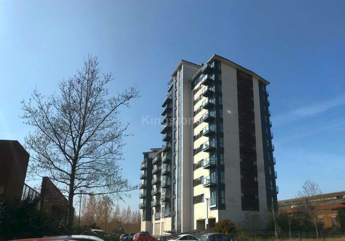 2 Bedroom Apartment To Rent In Overstone Court, Butetown, Cardiff Bay, CF10