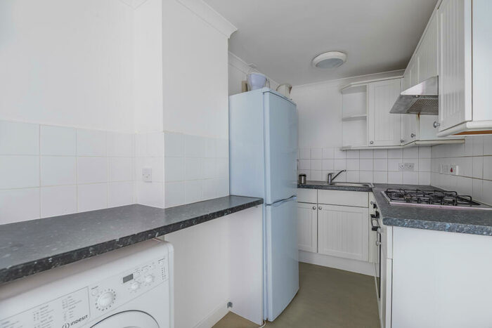 1 Bedroom Flat To Rent In Old Jamaica Road, London, SE16