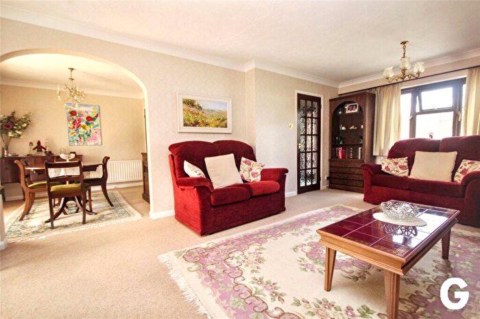 4 Bedroom Detached House For Sale In North Poulner Road, Ringwood, Hampshire, BH24