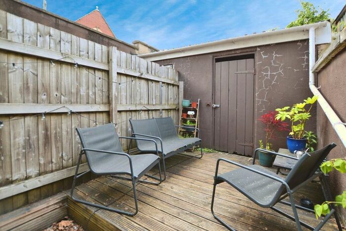 1 Bedroom Flat To Rent In Bath Road, Totterdown, Bristol, BS4