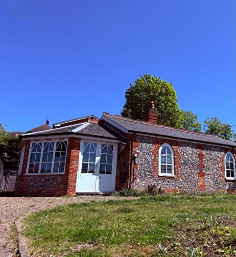 3 Bedroom Bungalow For Sale In Rushmore Hill, Orpington, BR6