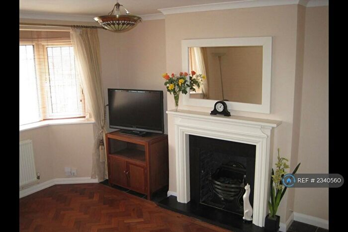 2 Bedroom Maisonette To Rent In Courtfield Avenue, Harrow, HA1