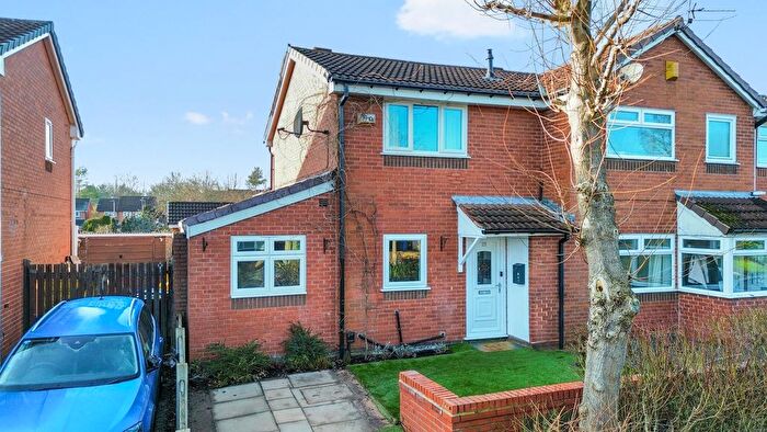 3 Bedroom Semi-Detached House To Rent In Rossendale Drive, Birchwood, WA3