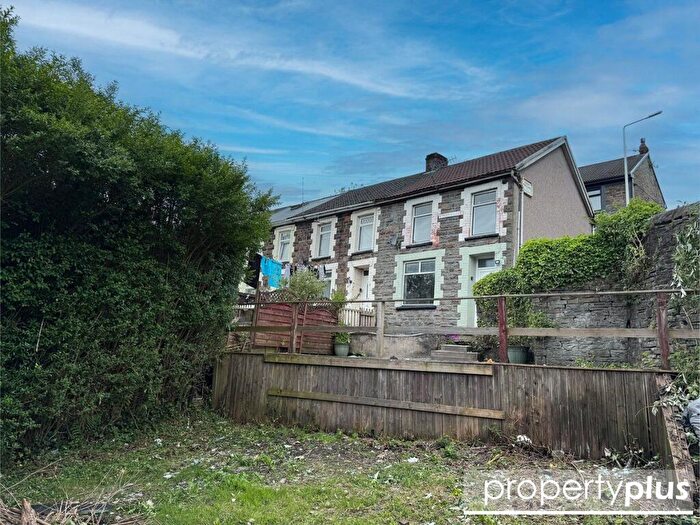 3 Bedroom End Of Terrace House For Sale In Court Place, Tonypandy, Rhondda Cynon Taff, CF40