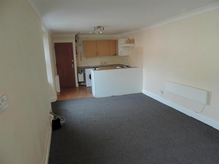 1 Bedroom Flat To Rent In Anstis Street, Plymouth PL1