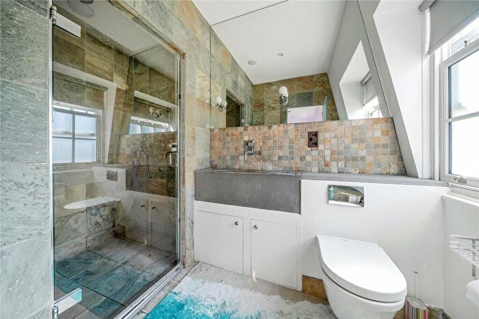2 Bedroom Apartment To Rent In North End, Hampstead, NW3