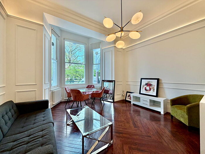 1 Bedroom Apartment To Rent In Redcliffe Square, London, SW10