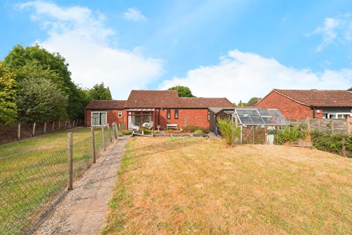 2 Bedroom Semi-Detached Bungalow For Sale In Adams Close, Corpusty, Norwich, NR11